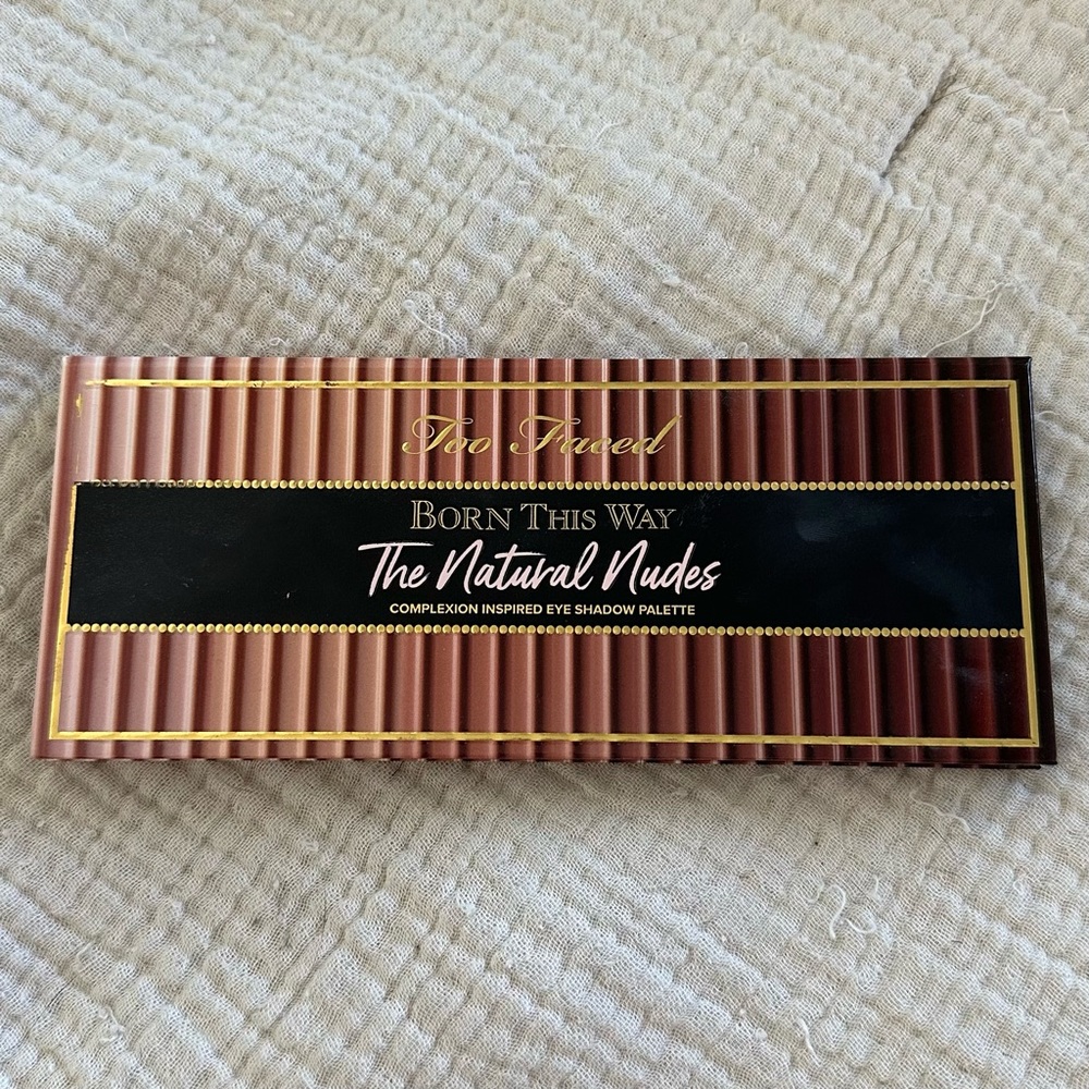 Too Faced Born This Way Natural Nudes Eyeshadow Palette